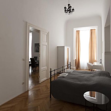 Heart Of Vienna Luxury Residence ภายนอก รูปภาพ