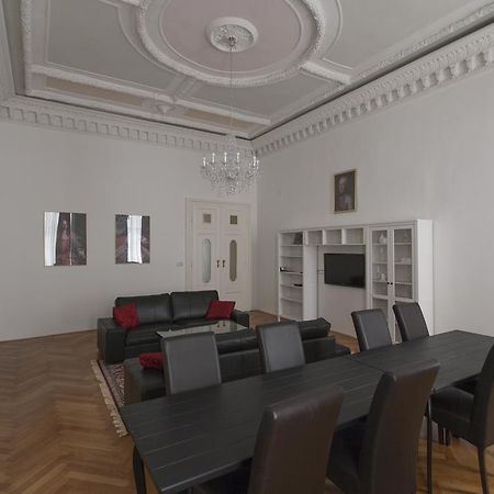 Heart Of Vienna Luxury Residence ภายนอก รูปภาพ